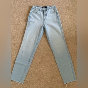 Women’s ultra high rise light was mom jeans with raw-cut hem